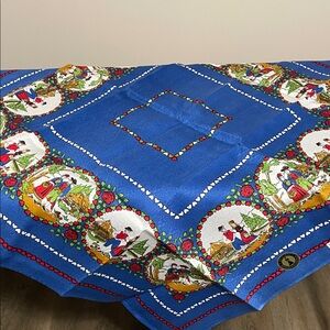 Nwt’s Vintage Tablecloth with Folk Art Design